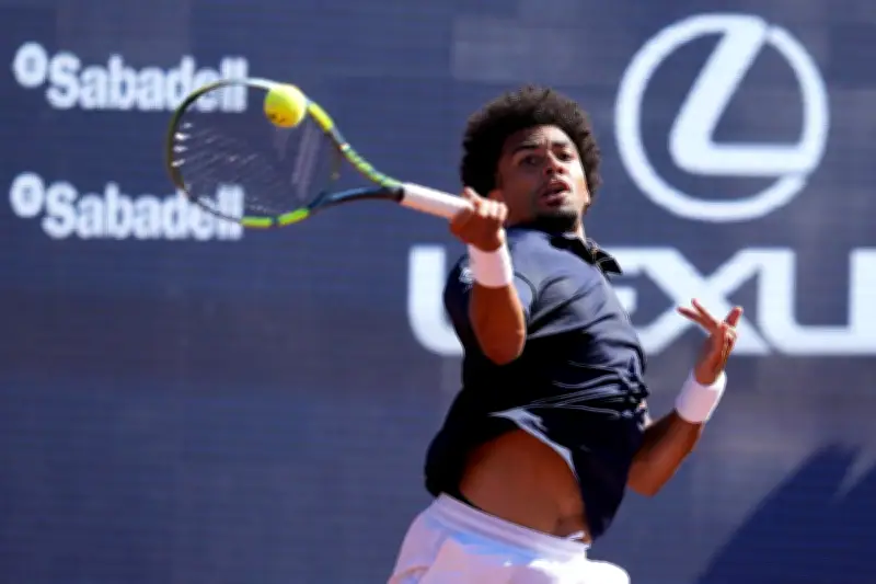 Roland-Garros : Arthur Fils s'entraîne, rassurant avant son entrée