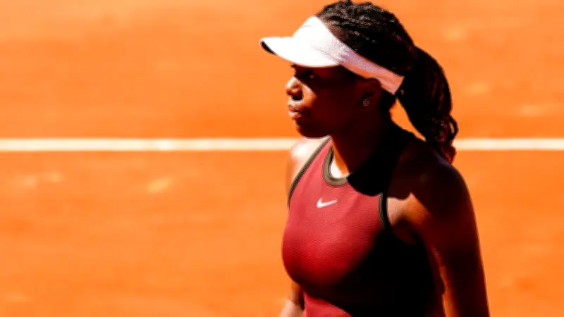 Roland-Garros : Bianca Andreescu console Daphnée Mpetshi Perricard en larmes