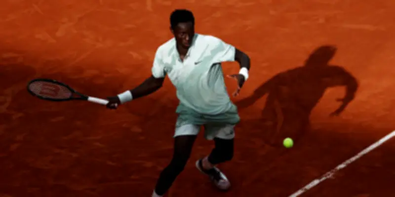 Roland-Garros : Kouamé pousse Tabilo au tie-break dans le 4e set