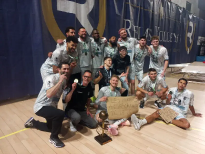 Royan célèbre ses volleyeurs champions de France de Ligue B