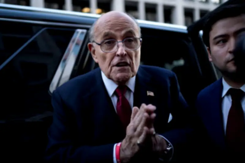 Rudy Giuliani condamné à 148 millions de dollars d'amende : la chute sans fin