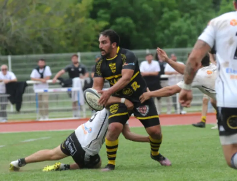 Rugby : Lalinde battu par Mimizan en finale régionale (17-35)
