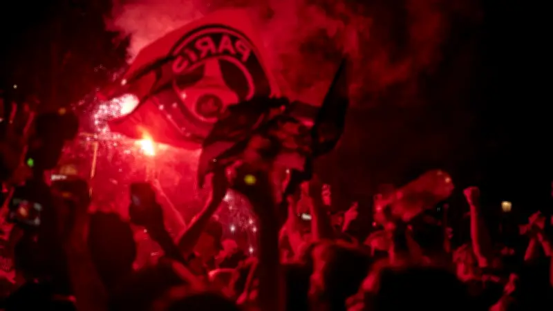Sacre du PSG : 1 mort, 780 interpellations, 57 policiers blessés
