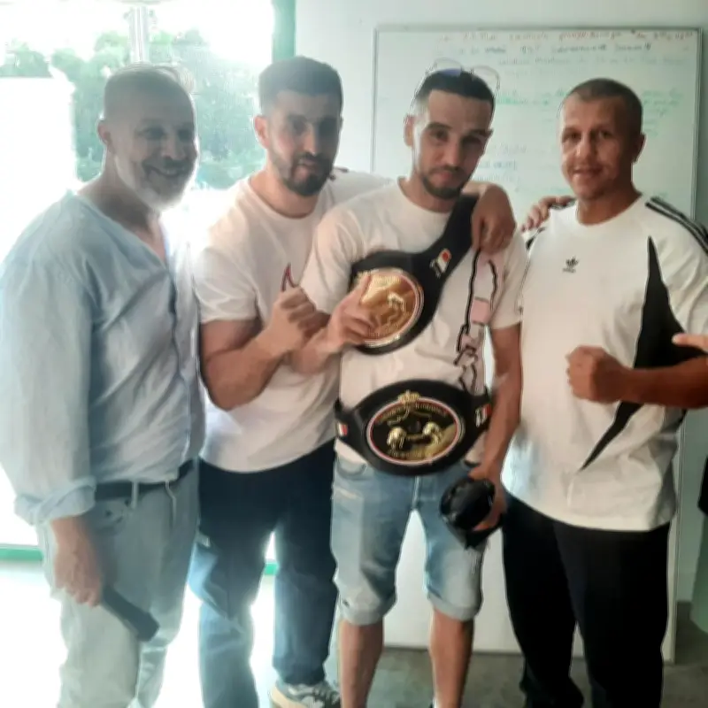 Samy Khellas conserve son titre national et vise l'Europe