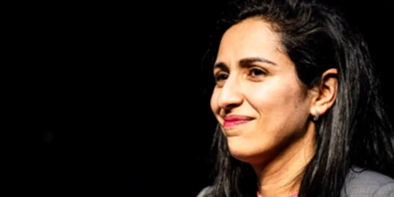 Sarah El Haïry : captivité algorithmique des enfants, une prédation