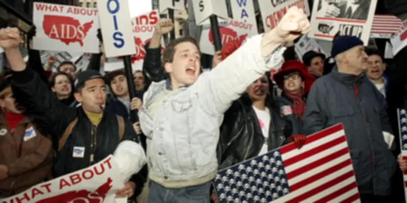 Sarah Schulman : Avec Act Up, nous avons forcé la société américaine à changer