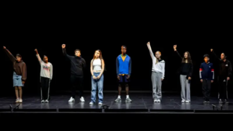 Scènes d'accueil : le festival des élèves allophones au TNBA