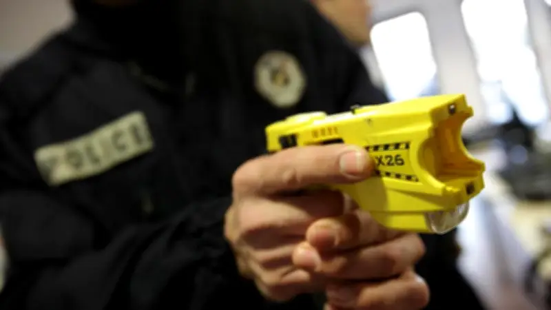 SDF armé d'un couteau menace des clients au Burger King à Rueil-Malmaison
