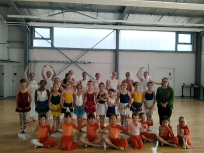 « Sensible » : 90 danseurs pour une ode poétique à l'écologie à Périgueux