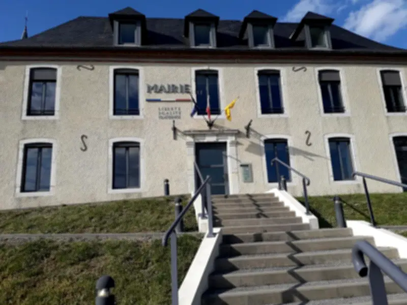 Serres-Castet : fiscalité stable et protection des berges de l'Arlas