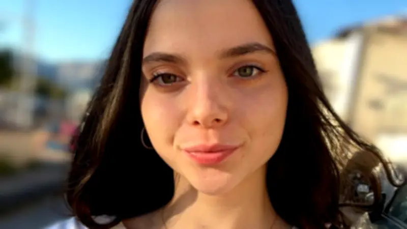 Service national : Léa, 19 ans, première recrue sur la base d'Orange