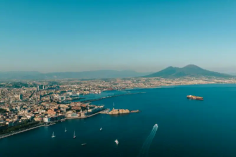 Séisme de magnitude 4,4 enregistré en Méditerranée près de Naples