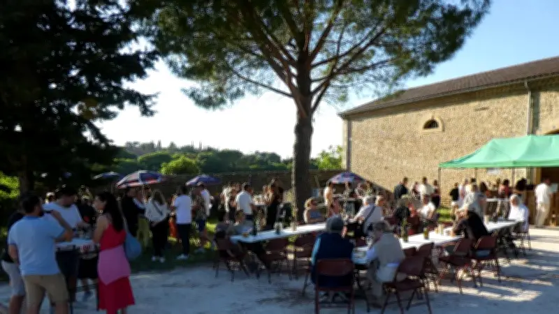 Soirée guinguette réussie au domaine Berry-Althoff à Aubais