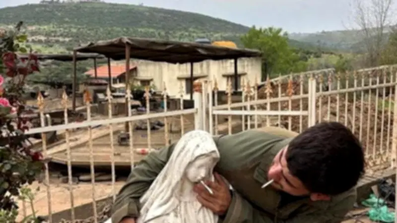 Soldat israélien emprisonné pour avoir fait fumer une statue de la Vierge au Liban