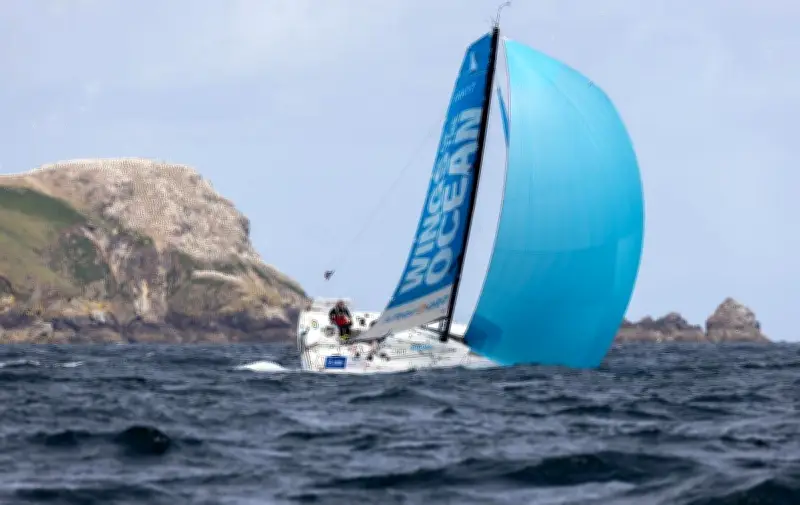 Solitaire du Figaro : Tom Dolan remporte la première étape, Alexis Thomas 6e