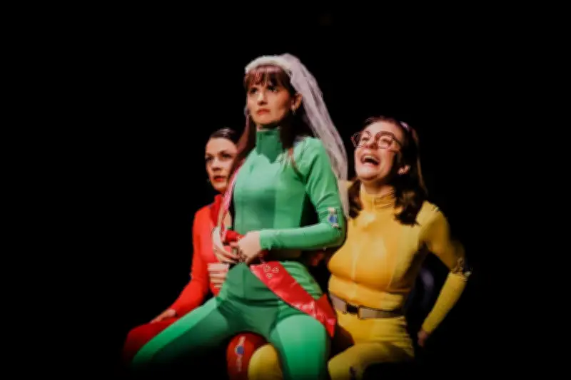 « Sortez-moi de là » : une comédie hilarante à Parentis-en-Born le 22 mai