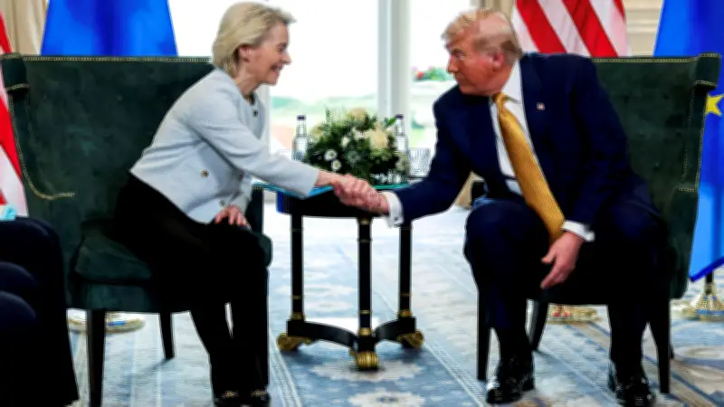 Sous pression de Trump, l'UE adopte un compromis sur les droits de douane