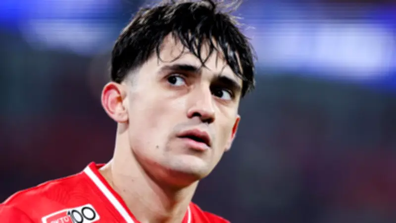 Spartak Moscou gagne la Coupe de Russie, le trophée se brise