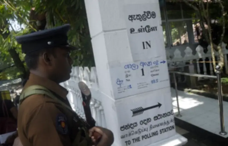 Sri Lanka : 37 Chinois arrêtés pour escroqueries en ligne à Colombo