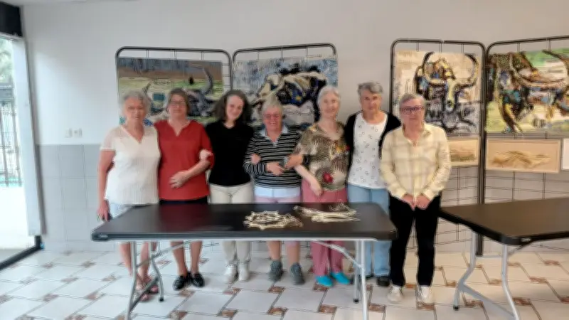 Stage innovant de peinture aux fuseaux à Magalas avec une artiste bulgare