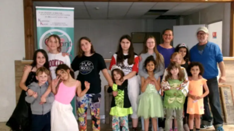 Stage musical à Anduze : 14 jeunes filles créent leur chanson avec l'IA