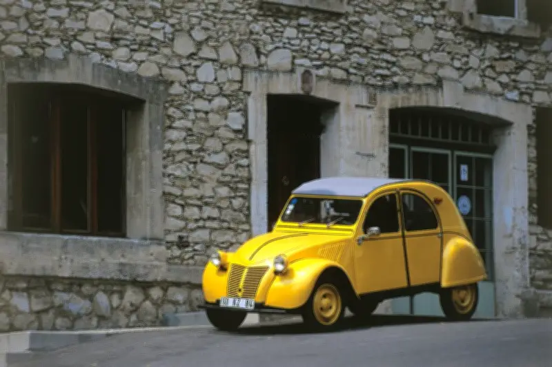 Stellantis pourrait ressusciter la 2CV en version électrique