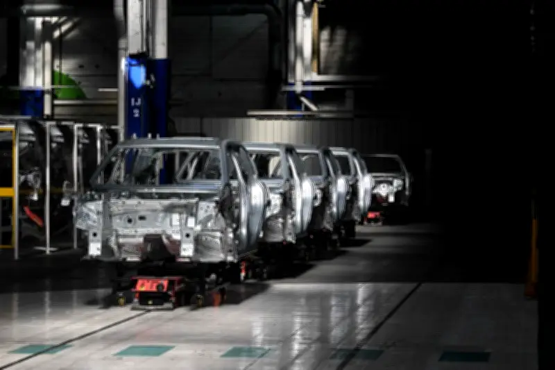 Stellantis à Rennes : l'arrivée de Dongfeng, une bouée de sauvetage chinoise pour les syndicats