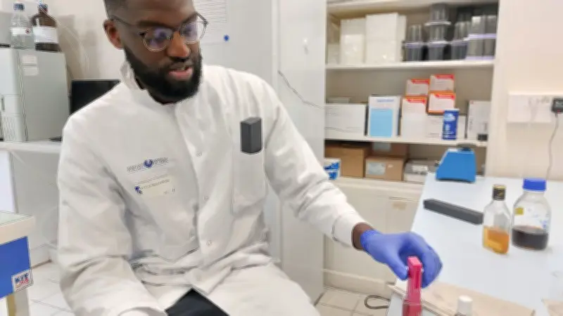 Stylo détecteur de GHB : des tests prometteurs à l'hôpital de Garches