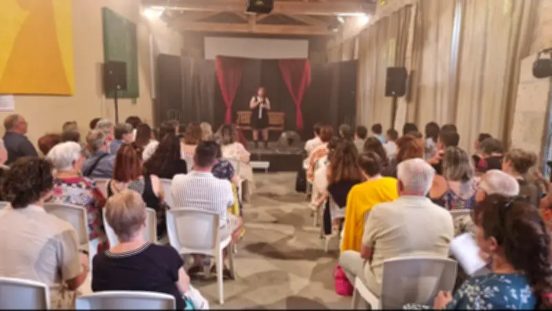 Synopsis fête ses 10 ans au château d'Aubiac avec un spectacle unique