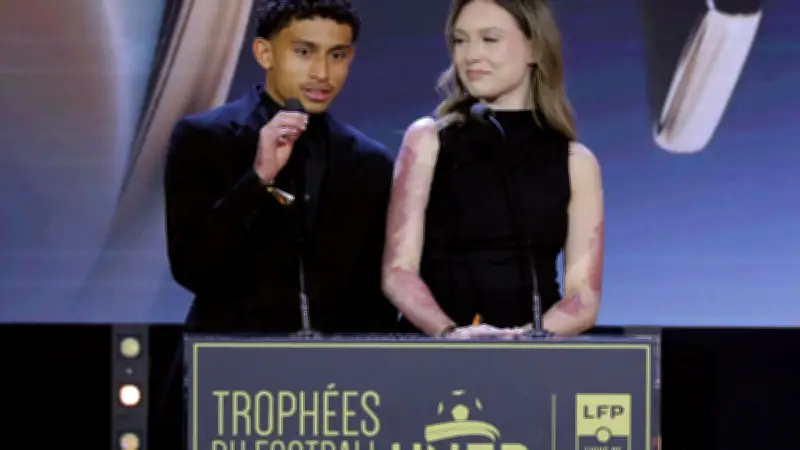 Tahirys Dos Santos et Coline, rescapés de Crans-Montana, aux trophées UNFP