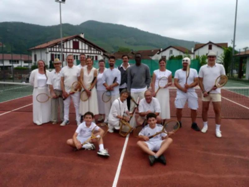 Tennis club Garazi : tournoi en raquettes bois et finales le 12 juin