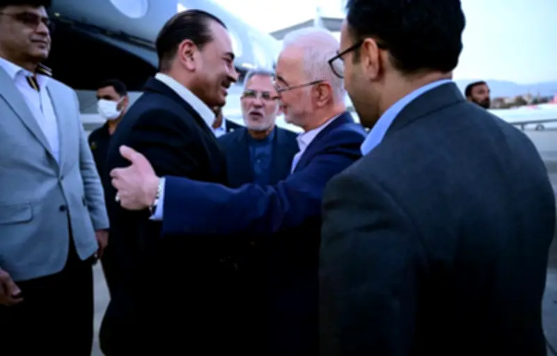 Tensions Iran-USA : médiation pakistanaise et menaces de nouvelles frappes
