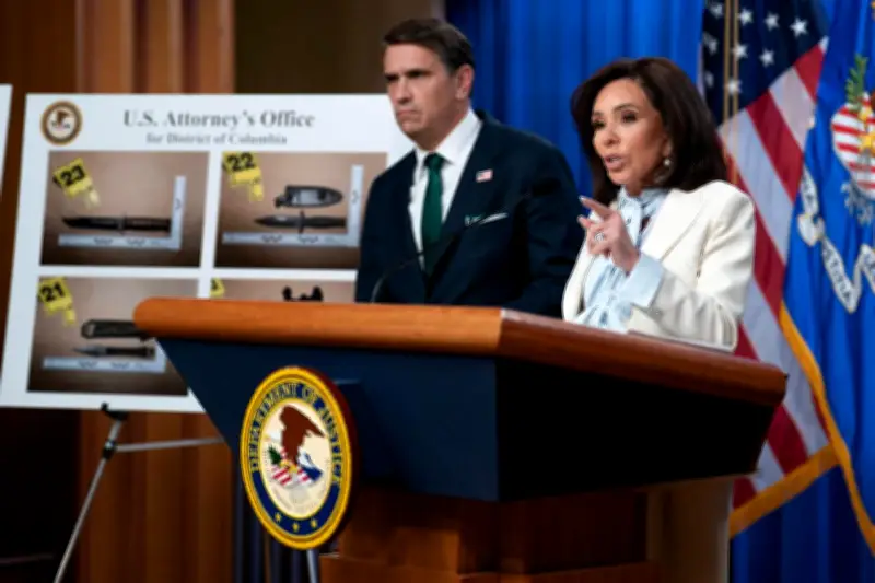 Tentative d'assassinat contre Trump : des vidéos de surveillance diffusées