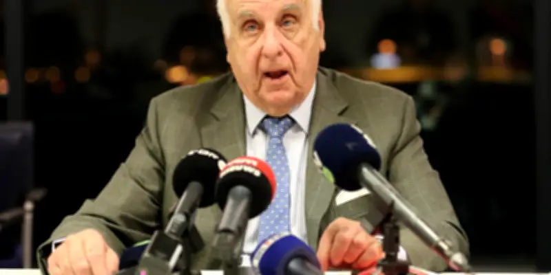 Étienne Davignon, diplomate belge lié à l'assassinat de Lumumba, est mort à 93 ans