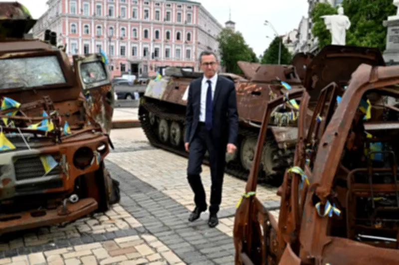 Train-couchette, Boutcha et bunker secret : Retailleau à Kiev
