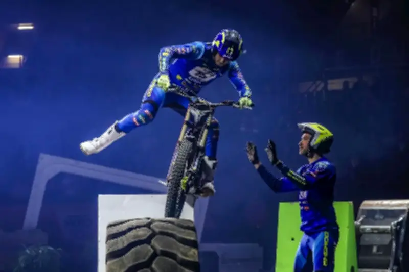 Trial Indoor de Nice : le public juge les showmen avec un sonomètre