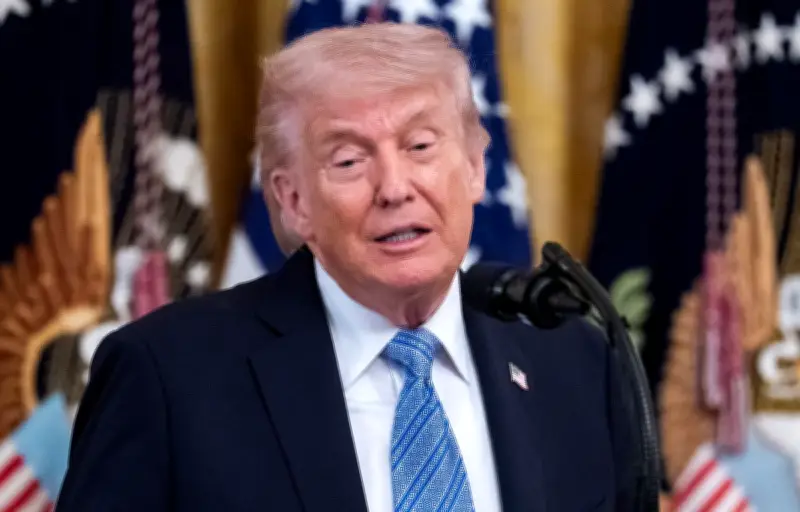 Trump apaise les tensions sur Ormuz, TotalEnergies menace, PSG en demi-finale