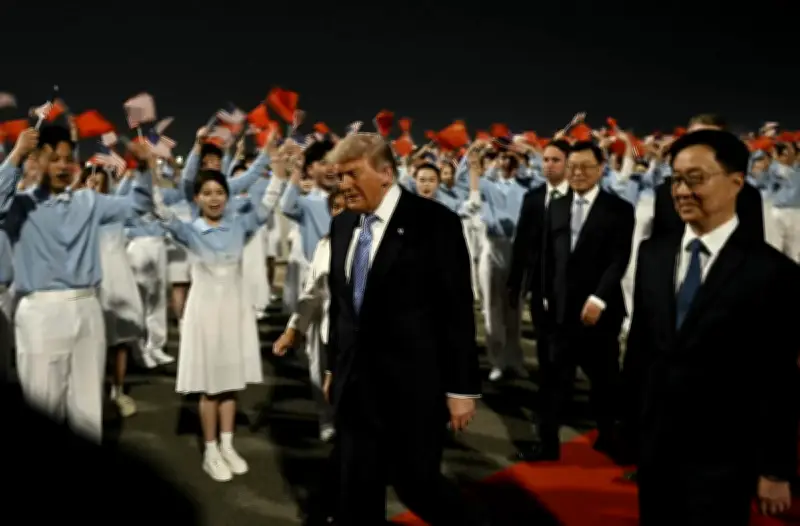 Trump en Chine : sommet crucial avec Xi Jinping sur fond de tensions