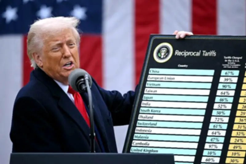 Trump menace de hausser les droits de douane sur les véhicules européens à 25%
