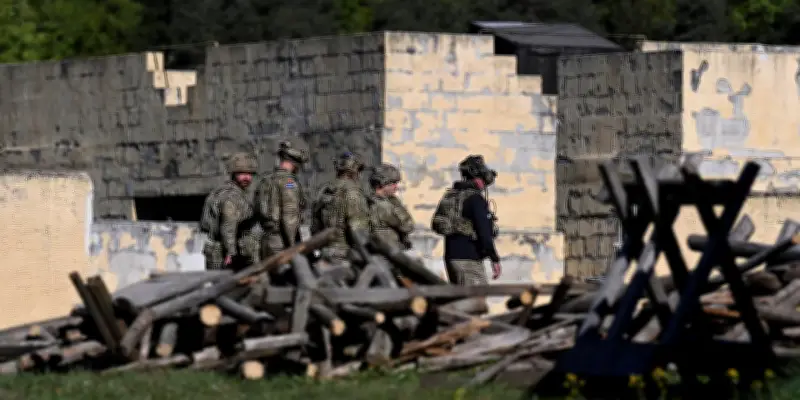 Trump prévoit un retrait massif de soldats d'Allemagne, bien au-delà des 5 000 annoncés