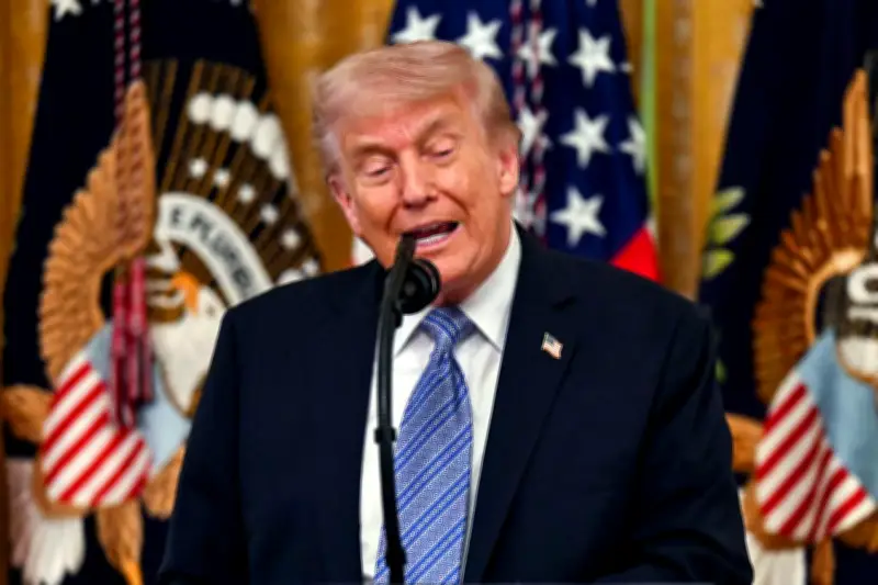 Trump suspend l'escorte navale à Ormuz en vue d'un accord avec l'Iran