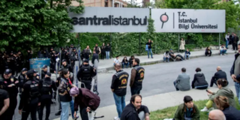 Turquie : Erdogan renonce à fermer une université, tensions avec l'opposition