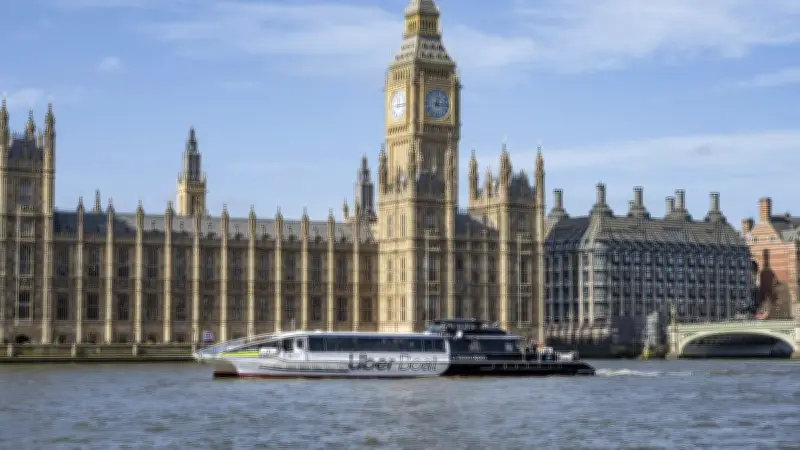 Uber Boat débarque en France : 7 villes accueilleront le service fluvial