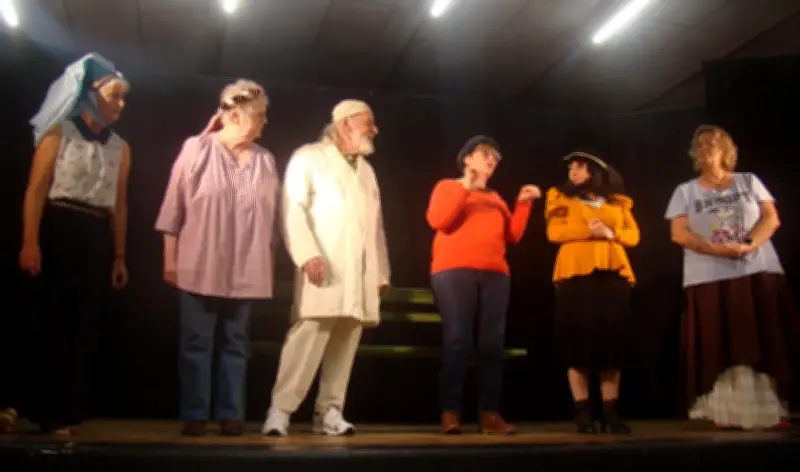 Ultime représentation théâtrale à Saint-Hippolyte le 30 mai