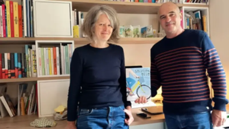 Un couple de Maisons-Alfort publie une BD pour promouvoir le vélo