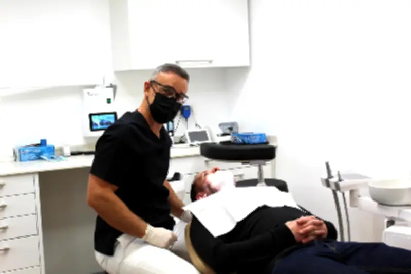 Un dentiste s'installe à Rion-des-Landes après 24 ans d'absence