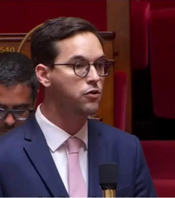 Un député alerte sur la fermeture de services hospitaliers dans le Béarn