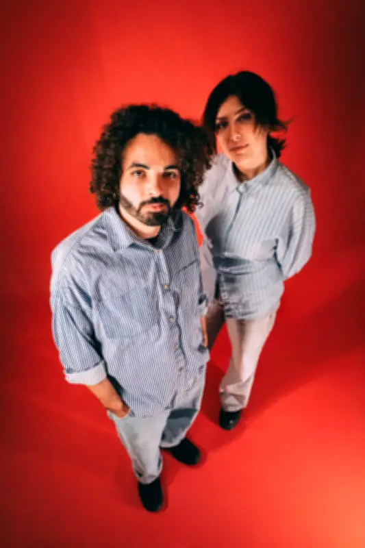 Un duo local en première partie de Feu Chatterton à Grenoble