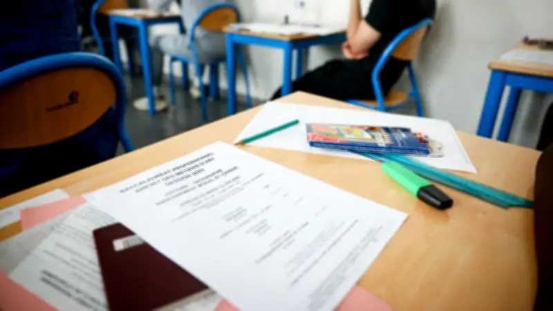 Un lycéen de 17 ans fait annuler le bac au Moyen-Orient après une lettre à Macron