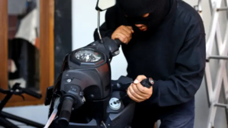 Un motard piège les voleurs de sa moto sur Leboncoin avec la police